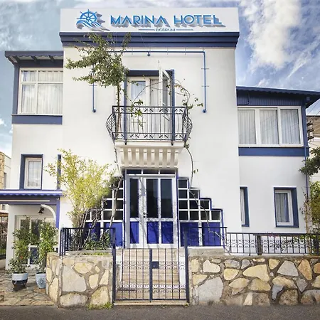Hotel Marina *